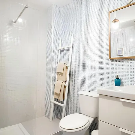 Charming 40 M² + Internet Apartment