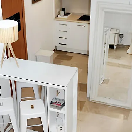 Charming 40 M² + Internet Málaga