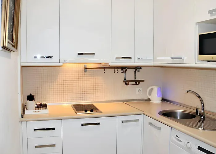 Charming 40 M² + Internet Appartamento